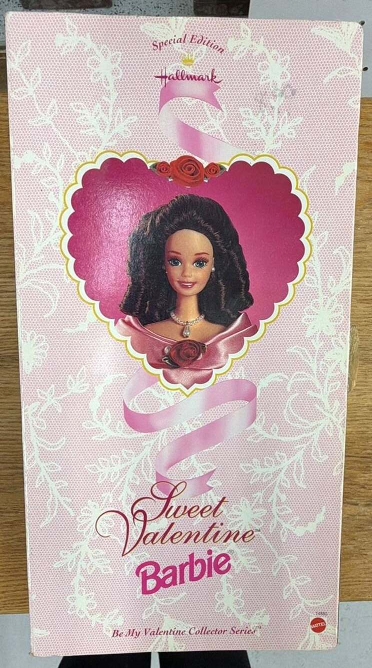 Sweet Valentine Barbie Hallmark Special Edition Collector Doll